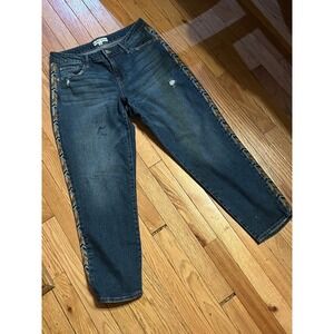 Knox Rose Medium Wash Denim Jeans with Chevon Embroidery Size‎ 8